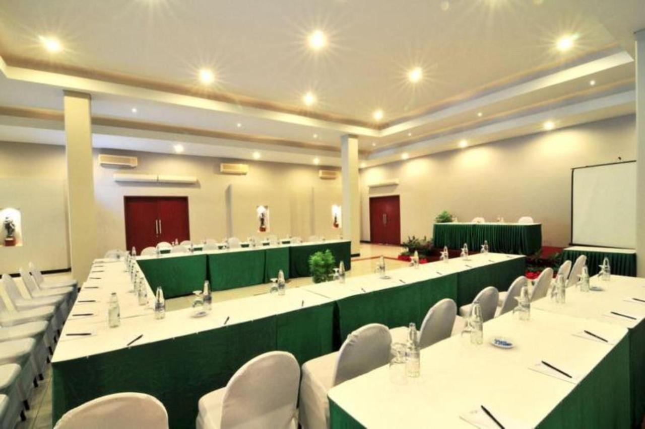 The Yani Hotel Bali Pesanggaran Экстерьер фото
