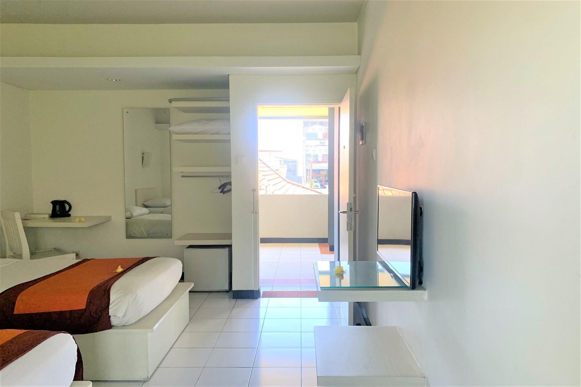 The Yani Hotel Bali Pesanggaran Экстерьер фото
