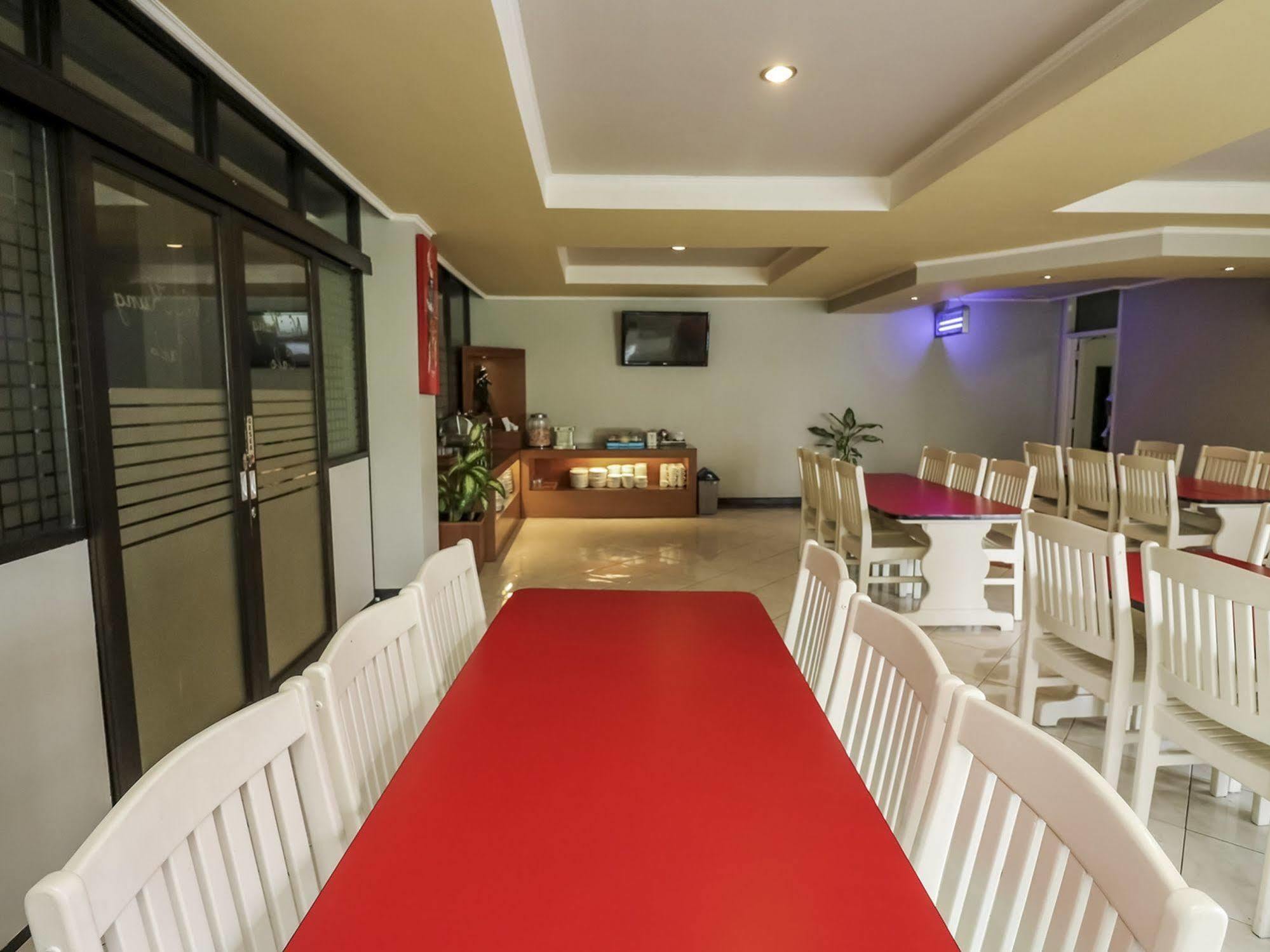 The Yani Hotel Bali Pesanggaran Экстерьер фото